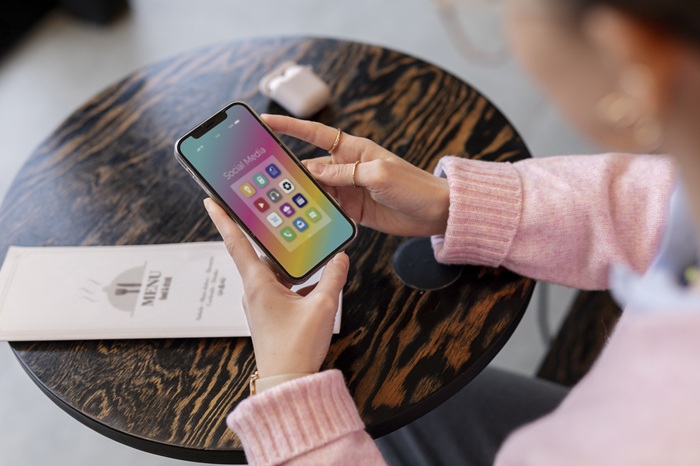 РИКЗ запустил чат-бот для абитуриентов