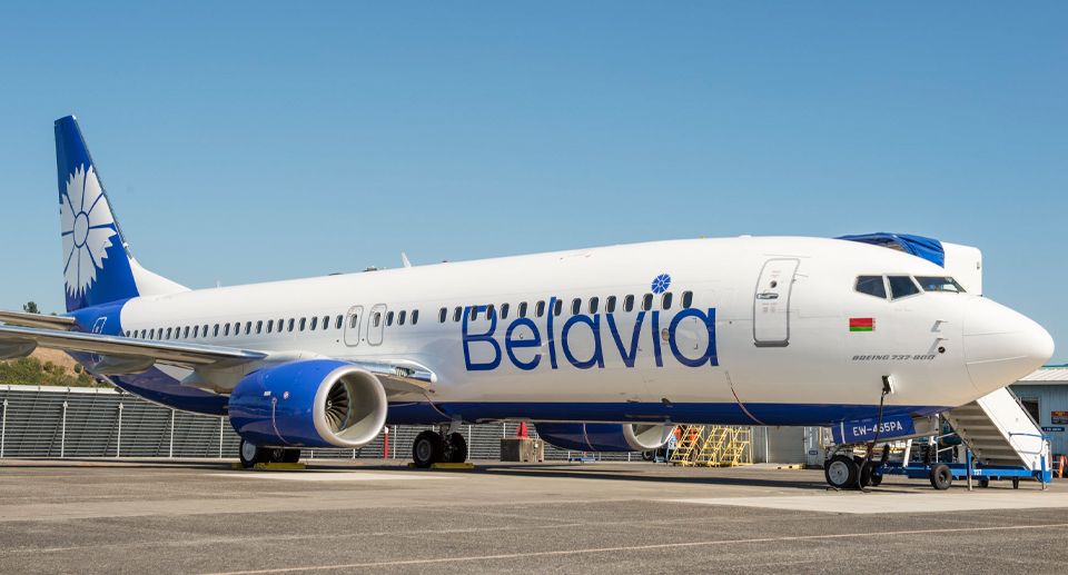 Академия авиации впервые выпустила гражданских пилотов