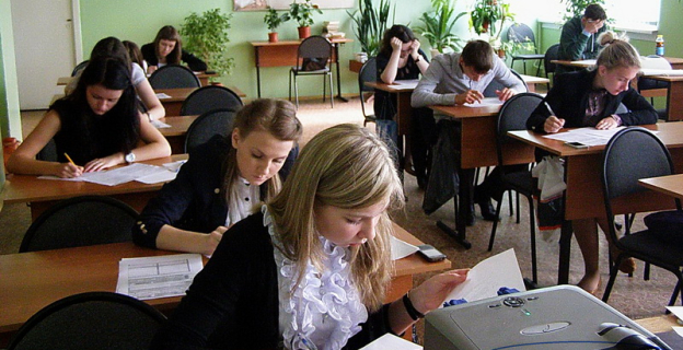 Час «Х» — осень–зима 2019г.: до конца года Министерство образования проведет совещание с участием Президента на тему выпускных экзаменов в школах и вступительных — в вузы. 