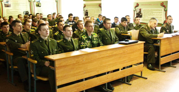 Мы решили вам напомнить: военные кафедры и факультеты в вузах Беларуси - где они есть и как поступить?