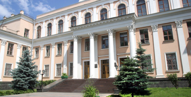 ВУЗЫ БЕЛАРУСИ: САМЫЕ ВЫСОКИЕ ПРОХОДНЫЕ БАЛЛЫ И КОНКУРСЫ В 2010 ГОДУ