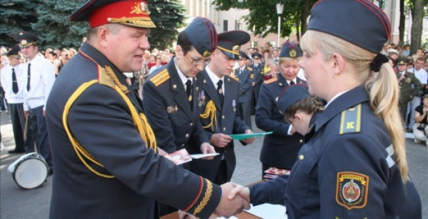 В АКАДЕМИЮ МВД БЕЛАРУСИ В 2010 г. БУДЕТ ЗАЧИСЛЕНО 635 КУРСАНТОВ