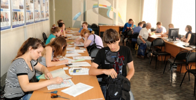 ПОДАЧА ДОКУМЕНТОВ В ВУЗЫ ПРОДОЛЖАЕТСЯ: НА ПЛАТНОЕ, ЗАОЧНОЕ И ВЕЧЕРНЕЕ ОБУЧЕНИЕ